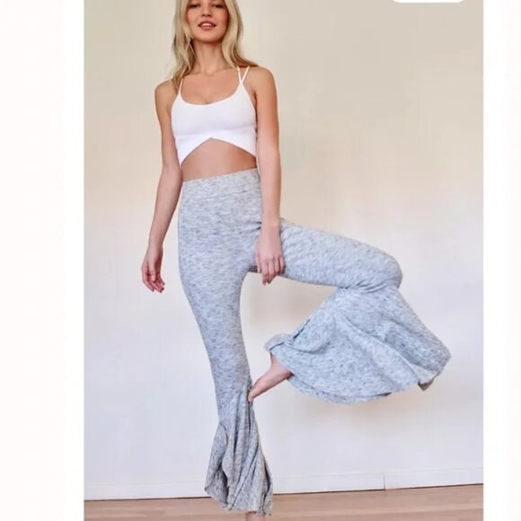 Free People Movement Mid-Rise Full Length Low And Flow Legging size small flare - Picture 1 of 13